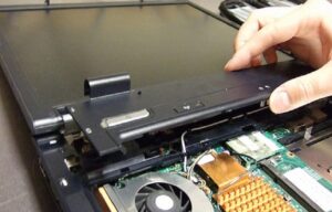 Best is a tag carried by everyone, but before relying on the tag, you must verify it. When choosing a laptop repair service, you must consider the company's experience. Also, the company must have experience in solving a problem similar to yours. This helps the company to deliver assured results.